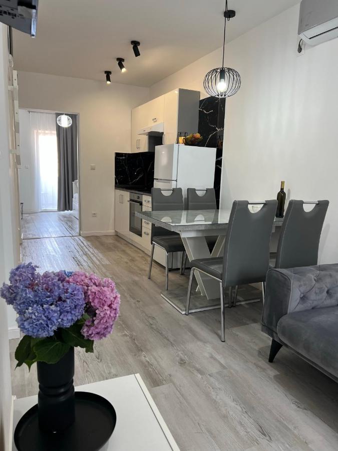 Apartmani M&L Medulin Exterior photo